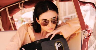 Pointure.ae: Presenting Premium Footwear And Accessories Through Handpicked Luxury Collections Online.